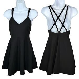 Elizabeth and James Black Crisscross Backless Strappy Cocktail Dress 2 NWOT